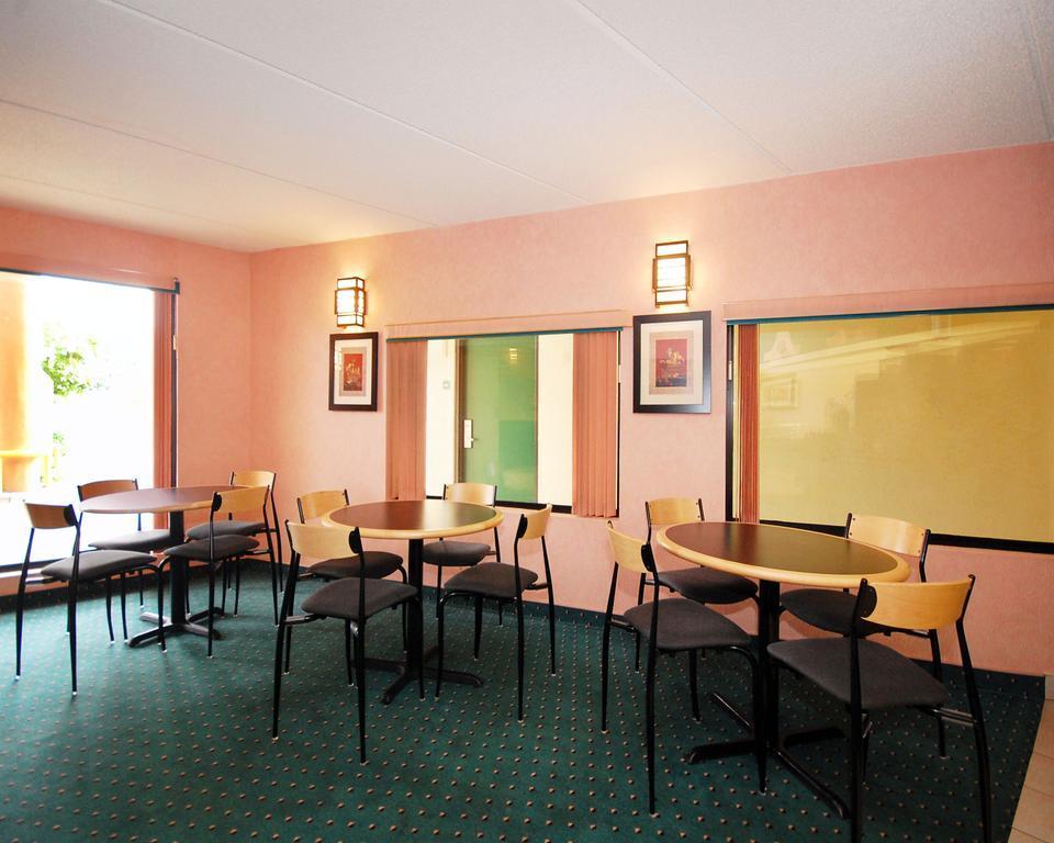 Quality Inn Selma - Smithfield Εξωτερικό φωτογραφία